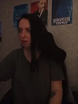 JacquelineElle online show from 10/19/25, 08:33