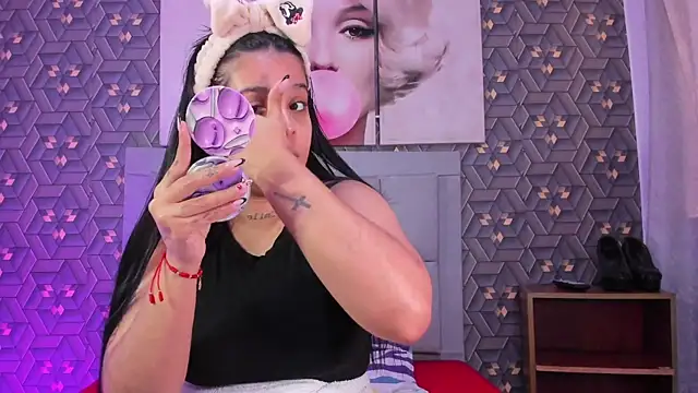 Emily rivera78 online show from 02/09/26, 05:44