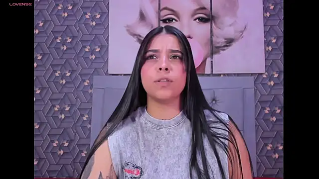 Emily rivera78 online show from 04/22/26, 03:46