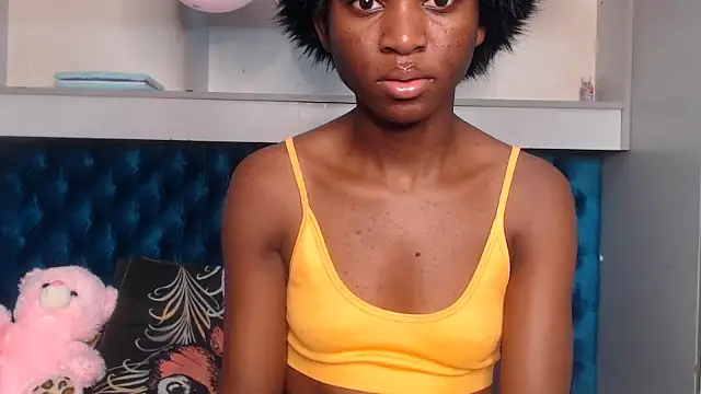 YoungDiva69 online show from 09/08/25, 06:18