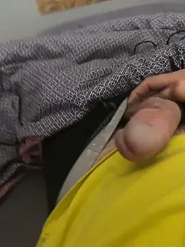 yannusgir33 online show from 03/11/25, 10:31