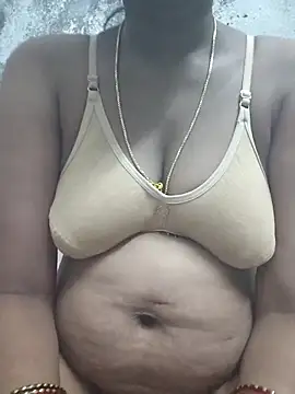 Snapshot of sweety006telugu chatting on 09/25/25, 05:13 sweety006telugu online show from 09/25/25, 05:13