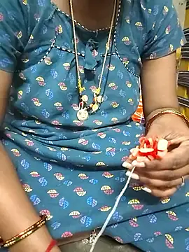 Snapshot of sweety006telugu chatting on 12/16/25, 05:22 sweety006telugu online show from 12/16/25, 05:22