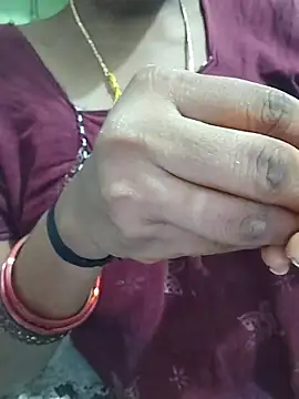 Snapshot of sweety006telugu chatting on 10/16/25, 03:37 sweety006telugu online show from 10/16/25, 03:37