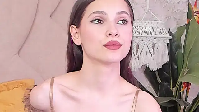 Snapshot of GIGI_DAV chatting on 03/15/25, 01:40 GIGI DAV online show from 03/15/25, 01:40