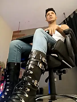 AngeloColleen online show from 03/19/26, 09:04