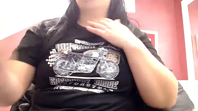 Snapshot of Wetandnaughtyxx chatting on 10/04/25, 08:27 Wetandnaughtyxx online show from 10/04/25, 08:27