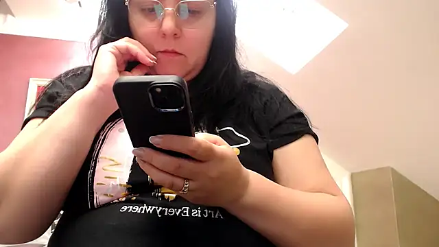 Snapshot of Wetandnaughtyxx chatting on 04/18/26, 07:22 Wetandnaughtyxx online show from 04/18/26, 07:22
