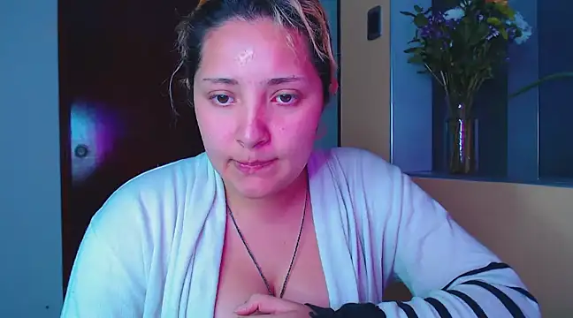 Hinako0Satorii  online show from 03/13/25, 11:49