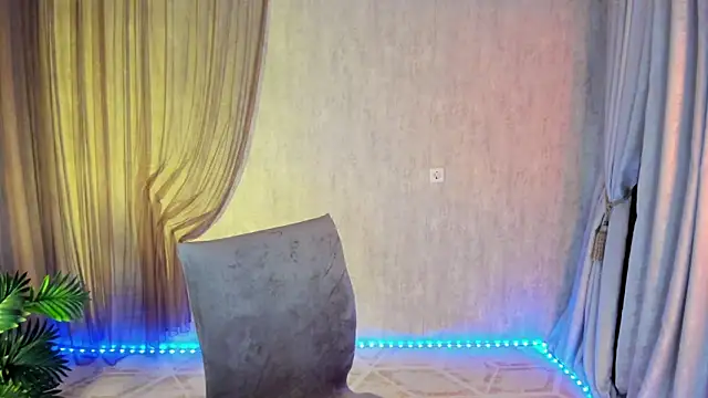 MonicaCheerful online show from 11/19/25, 11:54