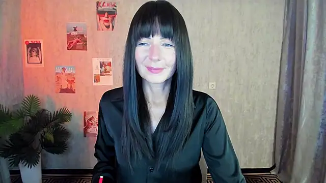 MonicaCheerful online show from 10/03/25, 12:28