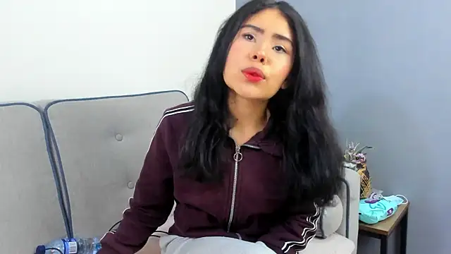 Alice evans lov online show from 01/13/26, 01:15