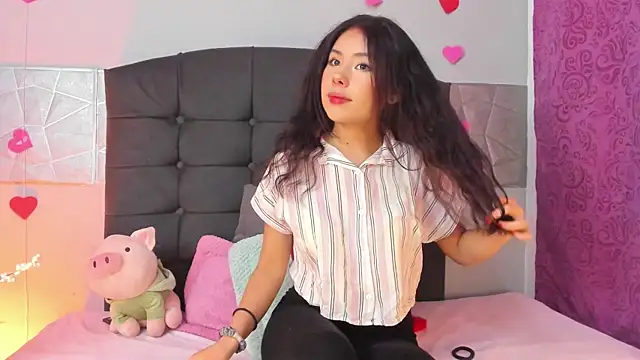 Alice evans lov online show from 02/21/25, 05:02