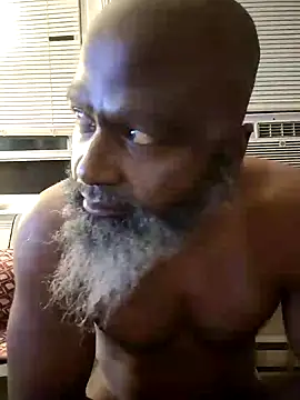 Snapshot of shavez5888 chatting on 02/01/25, 06:43 shavez5888 online show from 02/01/25, 06:43