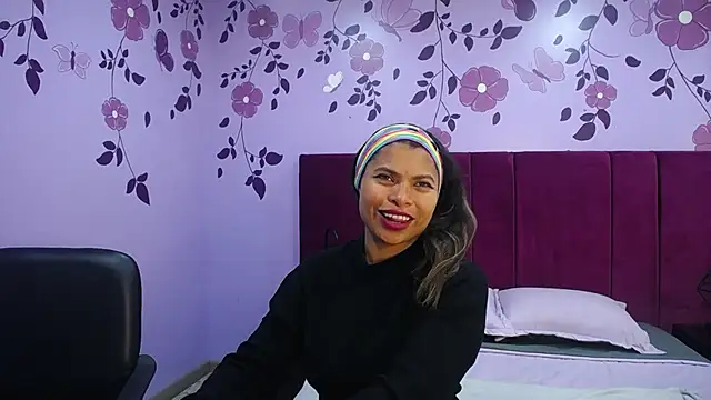 CamiilaReyes online show from 03/17/25, 12:57