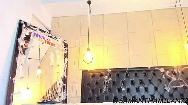 SamanthaMilann online show from 10/23/25, 10:14