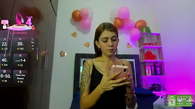 Nicol TransGirl online show from 05/15/26, 04:43