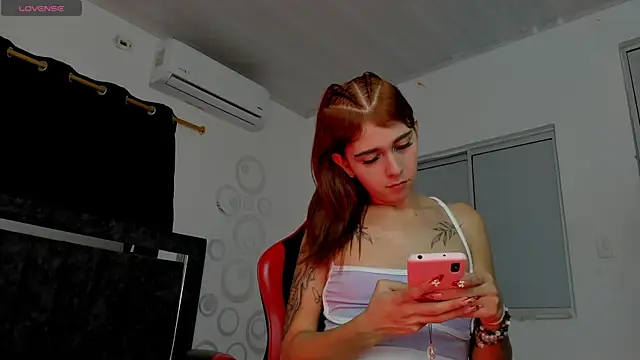 Nicol TransGirl online show from 02/09/26, 03:26