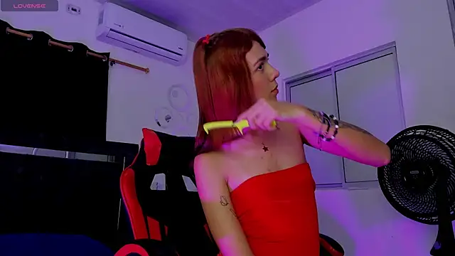 Nicol TransGirl online show from 09/27/25, 02:28