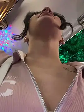 JullieBoo online show from 02/20/25, 12:19