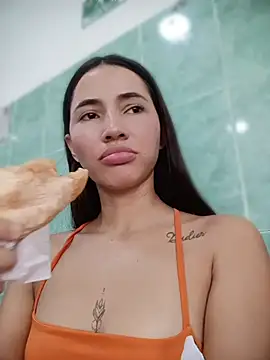 -Nicol online show from 04/10/26, 10:06