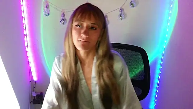 Lya1 ch online show from 11/11/25, 10:47