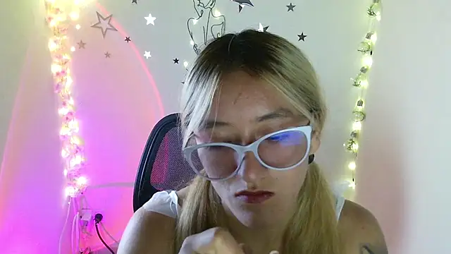 Lya1 ch online show from 05/08/26, 08:56