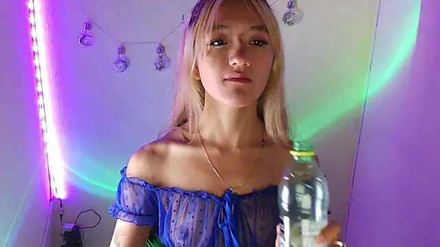 Lya1 ch online show from 03/12/26, 09:52