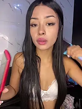 Snapshot of Miss_karol chatting on 03/01/25, 05:38 Miss karol online show from 03/01/25, 05:38