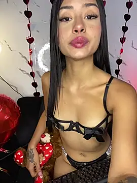 Snapshot of Miss_karol chatting on 02/12/25, 06:30 Miss karol online show from 02/12/25, 06:30