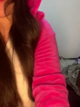 Snapshot of Miss_karol chatting on 10/12/25, 02:35 Miss karol online show from 10/12/25, 02:35
