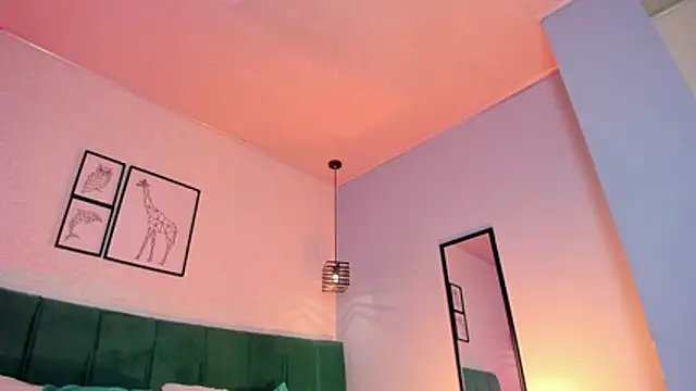ninna curly online show from 05/18/26, 04:07