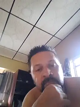 Daniel 08 8 online show from 10/13/25, 10:21