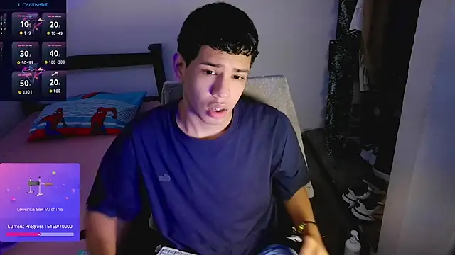 Snapshot of Santiago-Thompson chatting on 02/11/26, 07:14 Santiago-Thompson online show from 02/11/26, 07:14