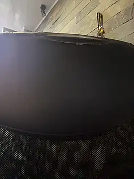 Santiago-Thompson online show from 11/15/25, 10:25