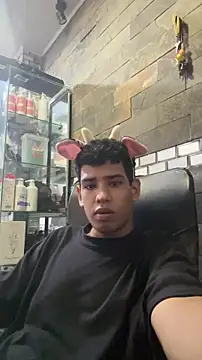 Santiago-Thompson online show from 10/24/25, 05:17