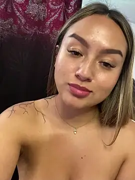 Snapshot of Iam_Cassi chatting on 02/25/25, 08:32 Iam Cassi online show from 02/25/25, 08:32