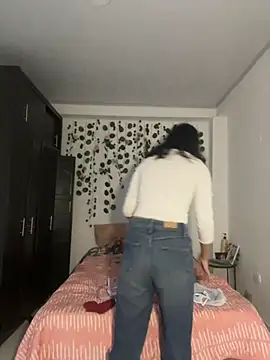 LiLy kIndly online show from 11/07/25, 08:46