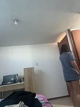 LiLy kIndly online show from 10/25/25, 01:23