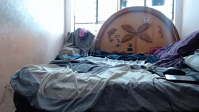 nakedlima online show from 12/21/25, 04:30