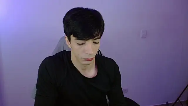 H3ll B0I online show from 03/23/26, 11:04