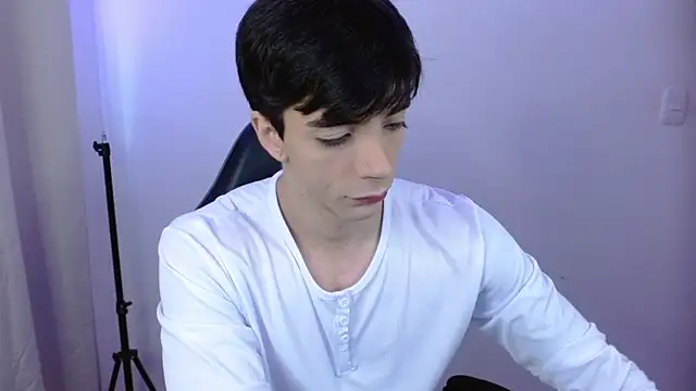 H3ll B0I online show from 03/13/26, 05:29