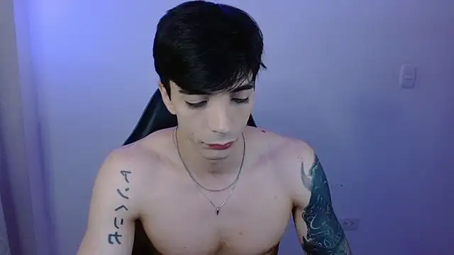 H3ll B0I online show from 03/15/26, 07:48