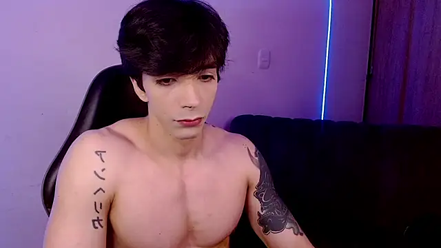 H3ll B0I online show from 05/18/26, 04:40
