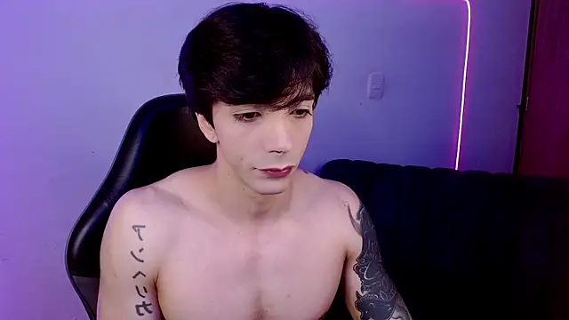 H3ll B0I online show from 05/22/26, 04:54