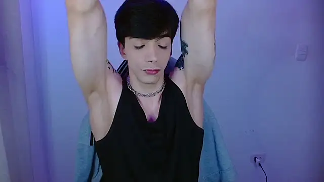 H3ll B0I online show from 04/07/26, 10:55