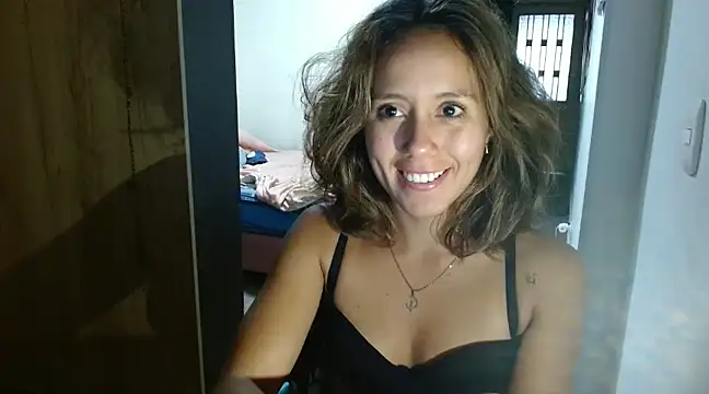 venus11 online show from 02/11/25, 10:07