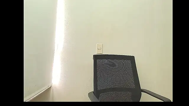 Alaiapink online show from 04/11/26, 04:43