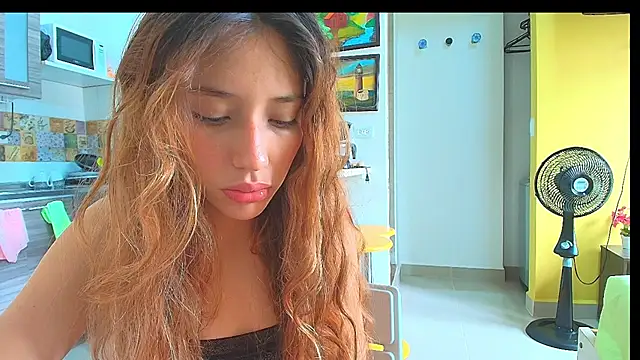 Alaiapink online show from 05/19/26, 04:47