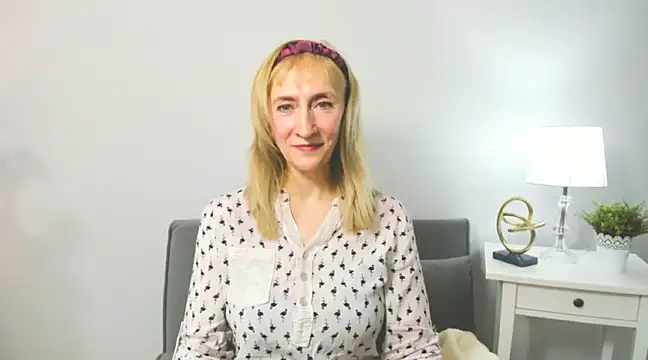 Snapshot of MargaretMilf69 chatting on 02/20/25, 07:30 MargaretMilf69 online show from 02/20/25, 07:30